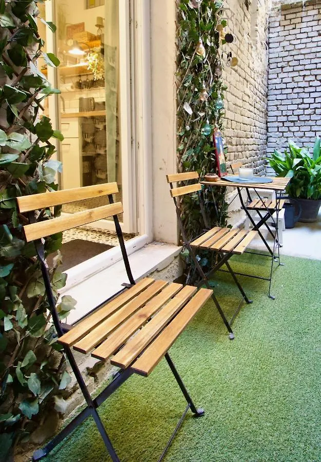 Downtown Lair Apartment Budapest