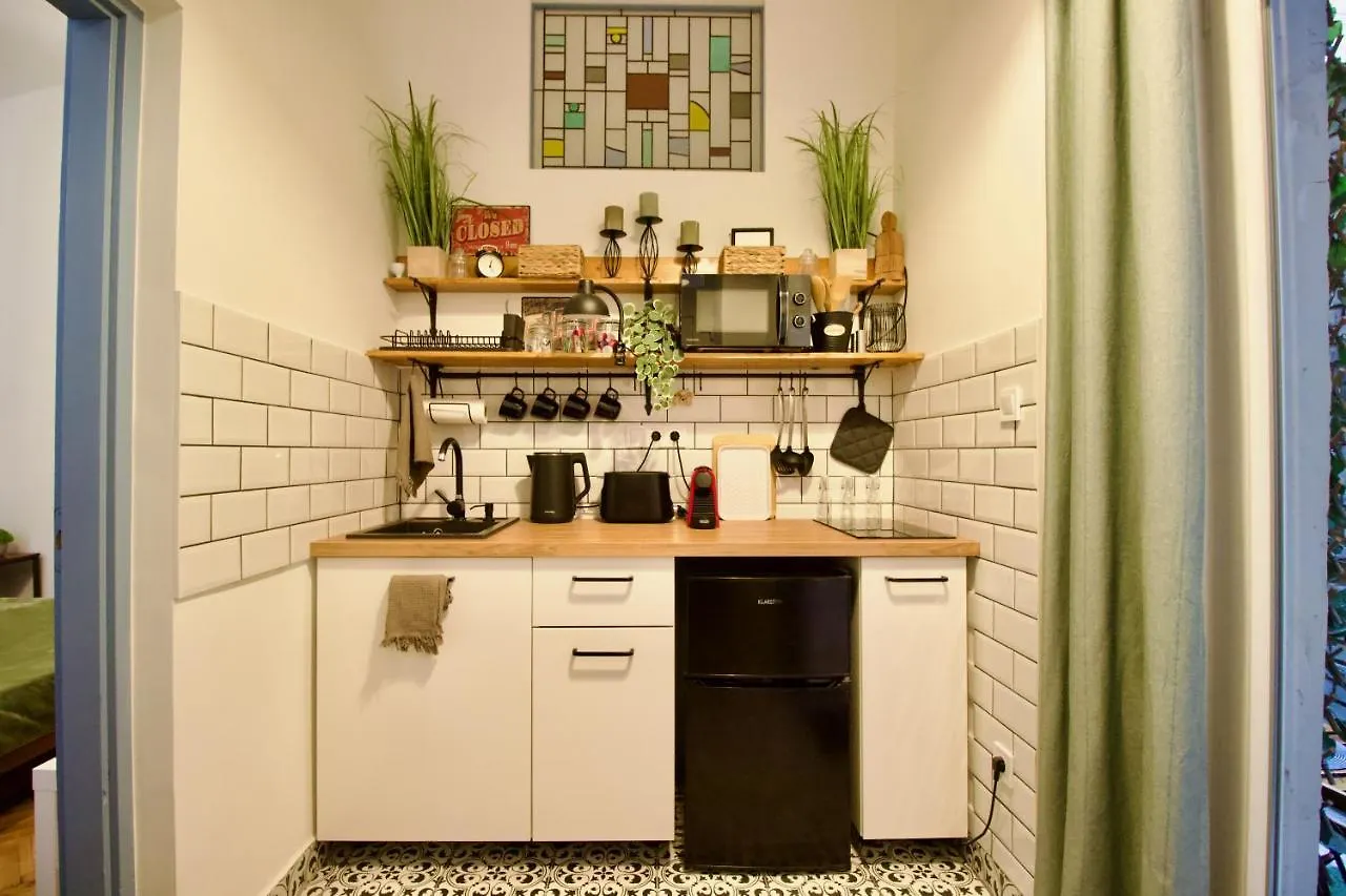 Downtown Lair Apartment Budapest 0*,